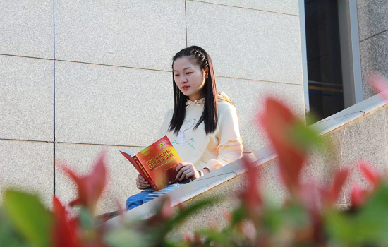 best365官网学子荣获2019年“安徽省优秀大学生”称号