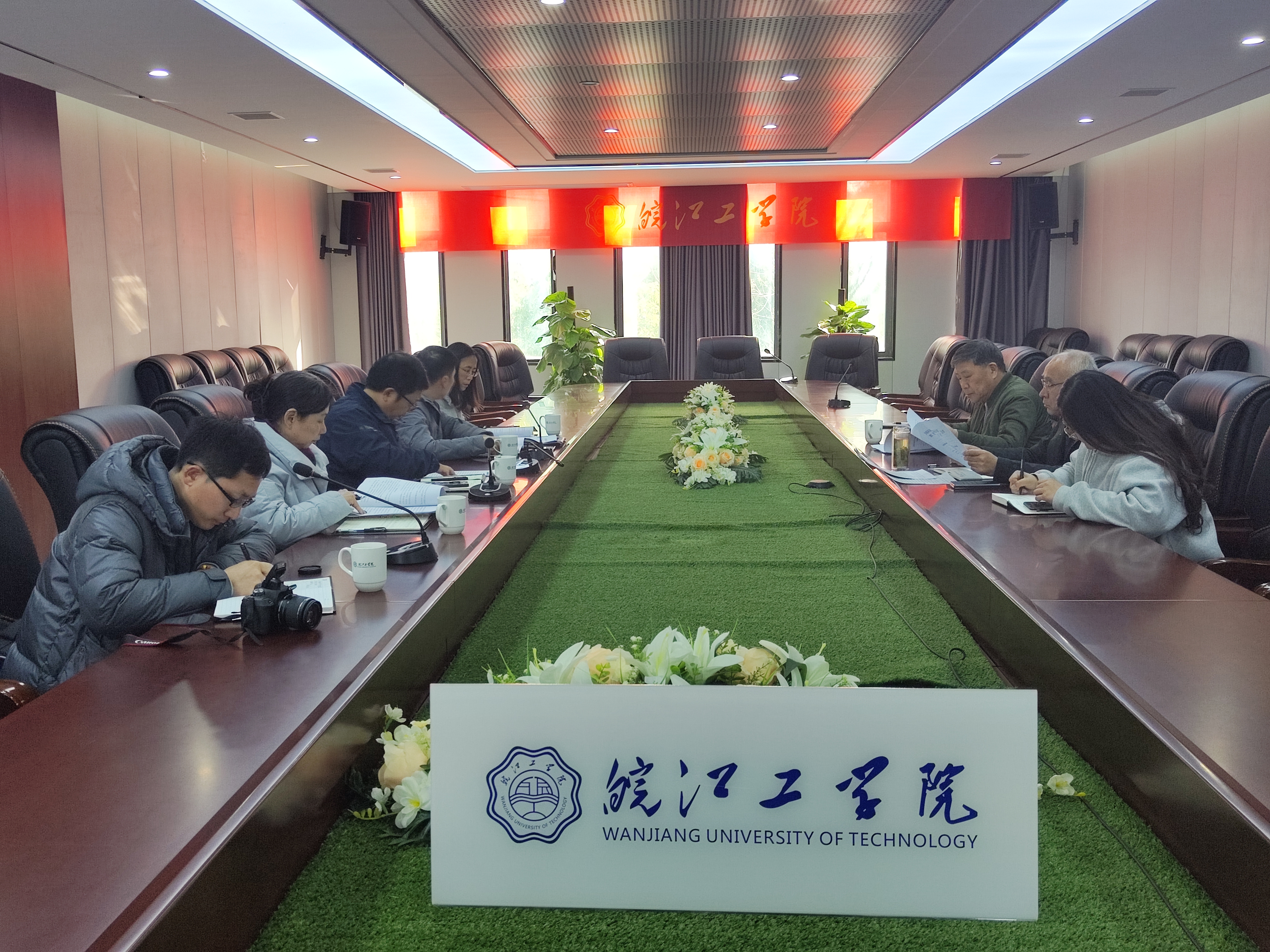 市监管局知识产权专家来best365官网指导知识产权服务中心建设工作
