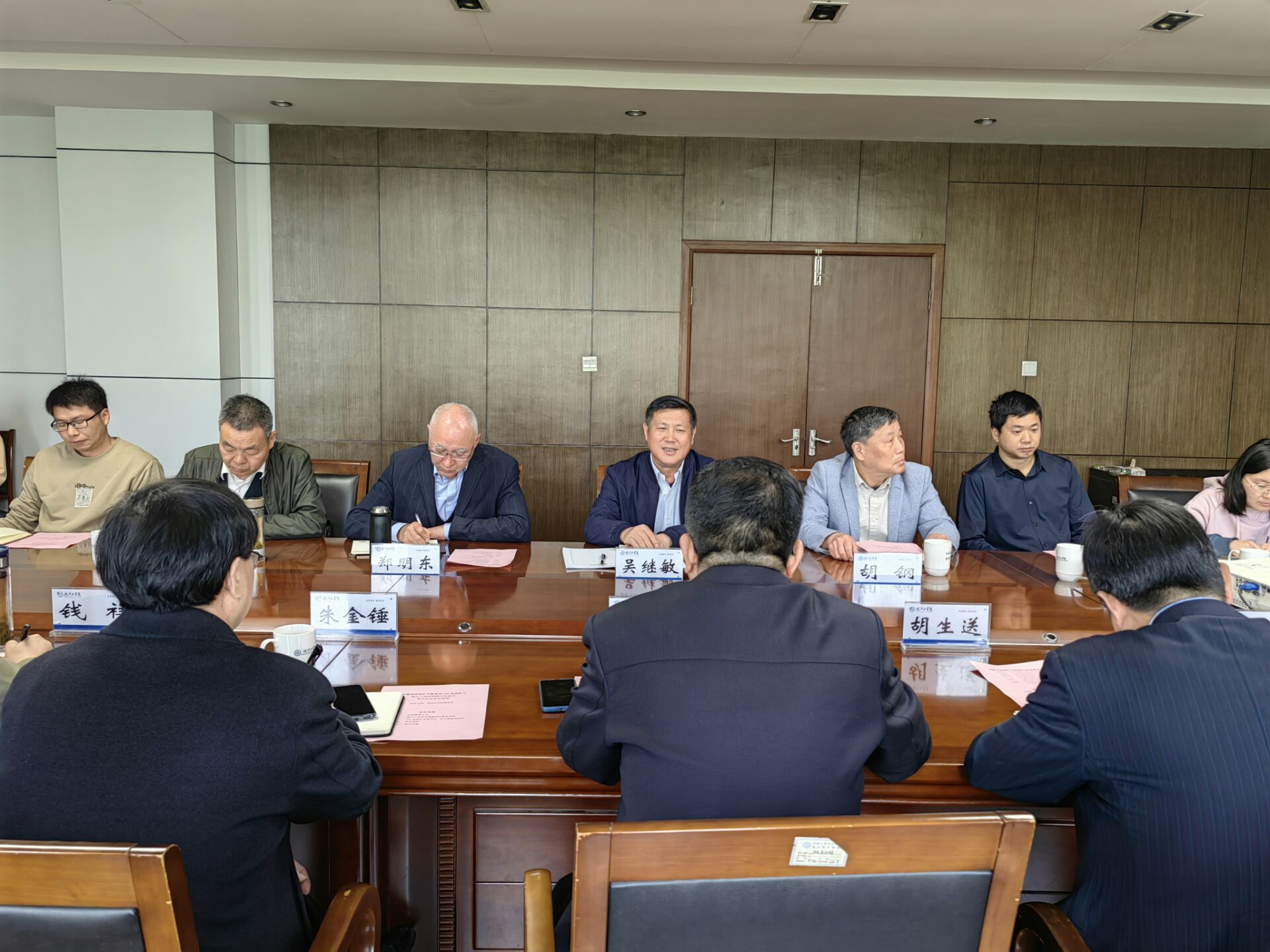 安徽省地质矿产勘查局322地质队与best365英国在线体育官网签订合作协议