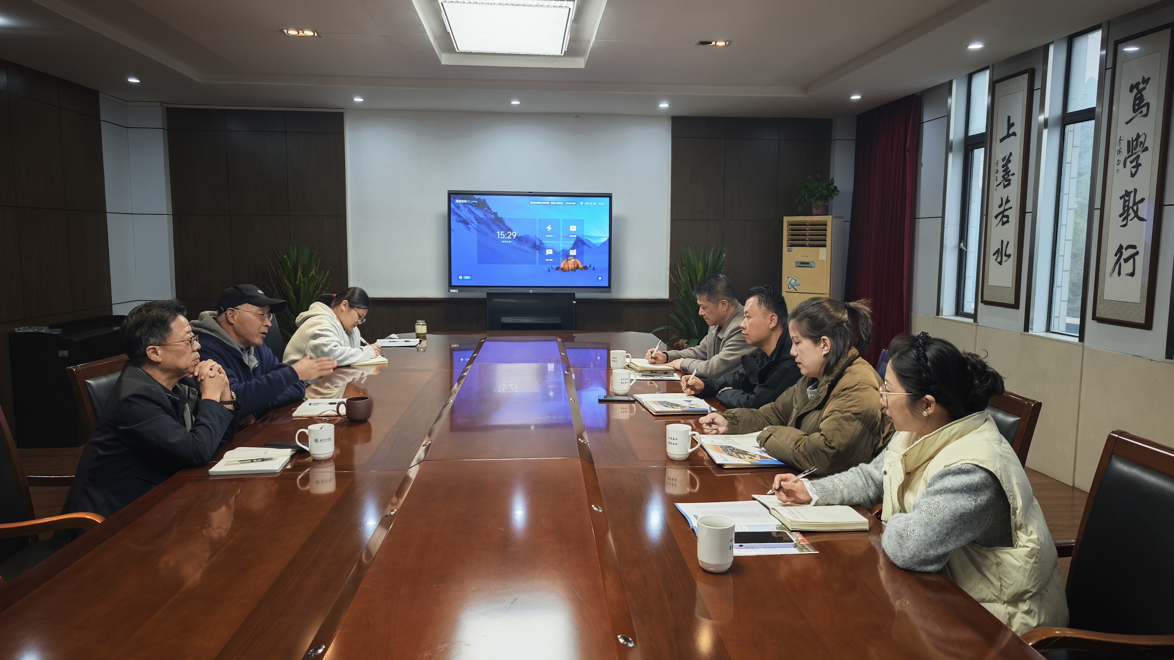 当涂县太白镇党委书记何伟一行到访best365官网洽谈校政企合作